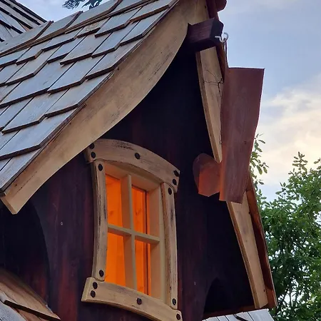 Semesterbostad Hexenhaus Am Spessartwald